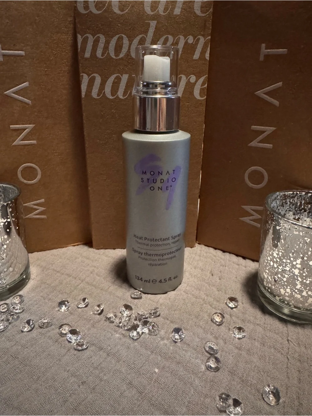 MONAT GLOBAL studio one